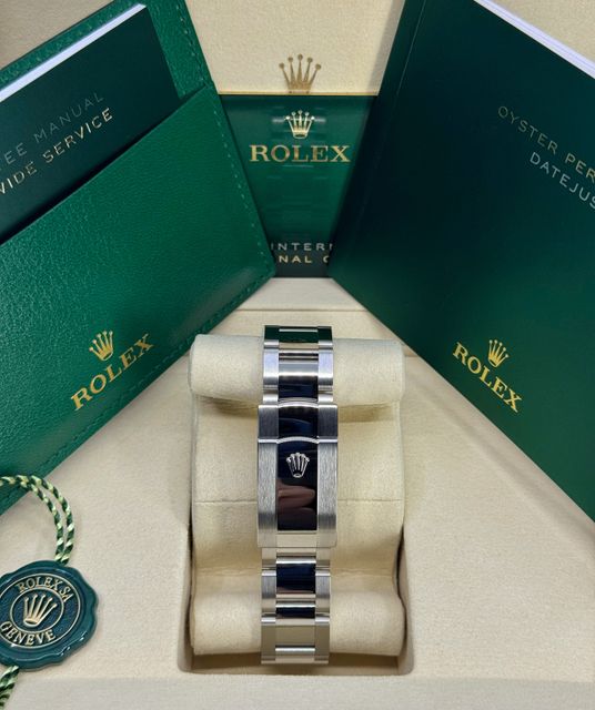 Rolex Datejust 41 126300 Image 3